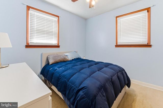 1137 LAWNTON AVE, West Deptford, NJ 08096