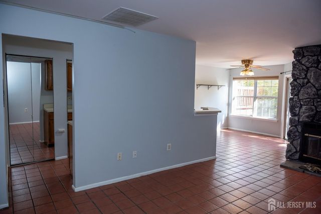 2162 Ash Court, South Brunswick, NJ 08852