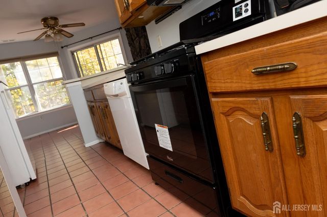 2162 Ash Court, South Brunswick, NJ 08852