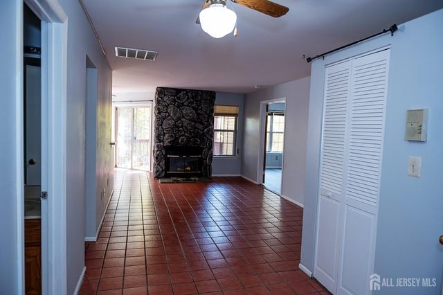 2162 Ash Court, South Brunswick, NJ 08852