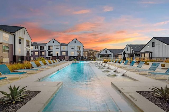 12201 Dessau RD 05203, Austin, TX 78754