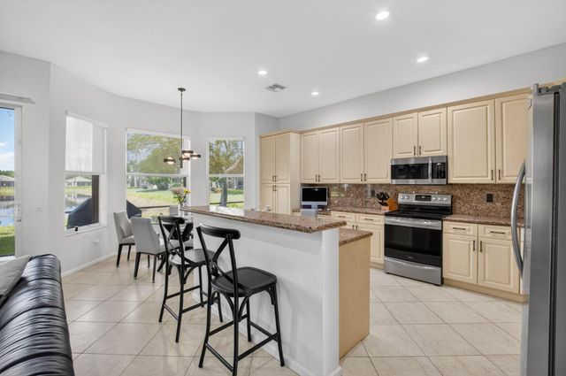 7873 Royal Lace Terrace, Lake Worth, FL 33467