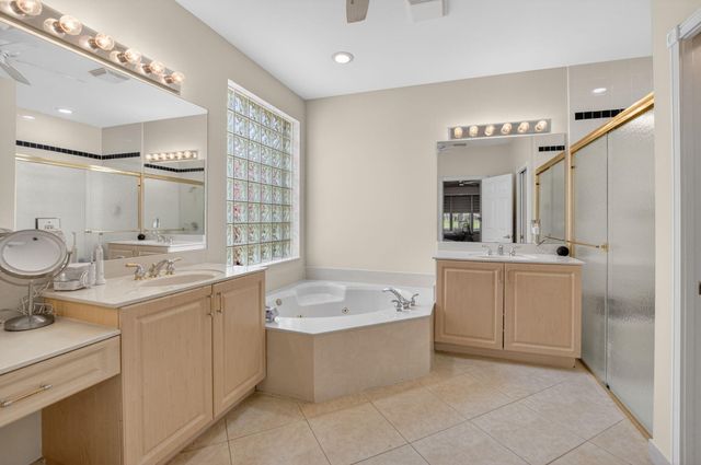 7873 Royal Lace Terrace, Lake Worth, FL 33467