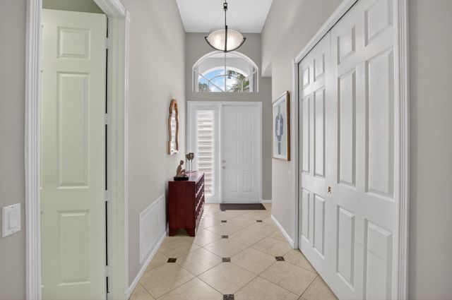 7873 Royal Lace Terrace, Lake Worth, FL 33467