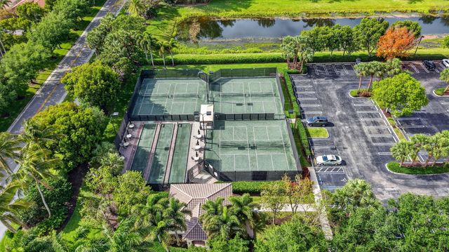 7873 Royal Lace Terrace, Lake Worth, FL 33467