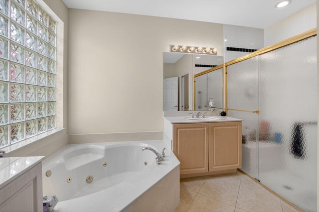 7873 Royal Lace Terrace, Lake Worth, FL 33467