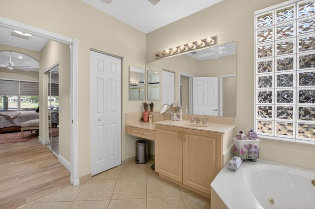 7873 Royal Lace Terrace, Lake Worth, FL 33467