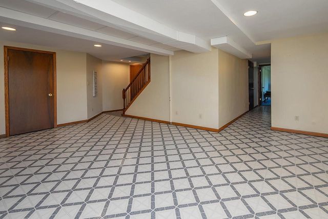 N75W23408 Ridgeview CIRCLE, Sussex, WI 53089