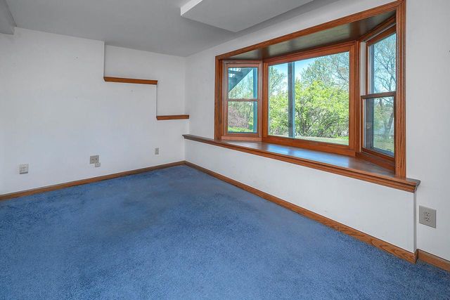 N75W23408 Ridgeview CIRCLE, Sussex, WI 53089