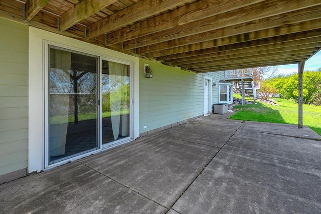 N75W23408 Ridgeview CIRCLE, Sussex, WI 53089