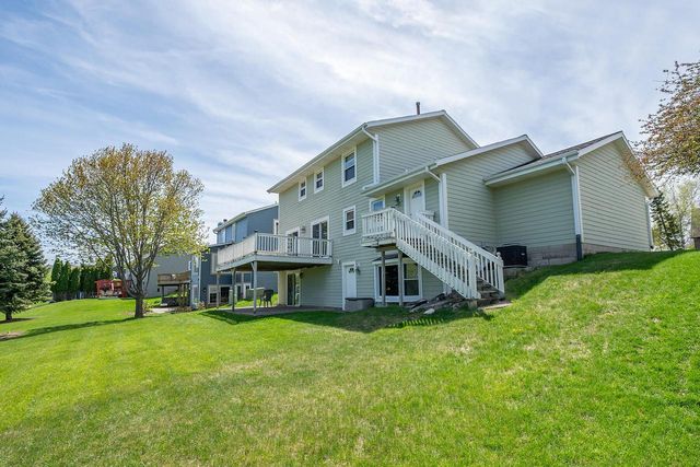N75W23408 Ridgeview CIRCLE, Sussex, WI 53089