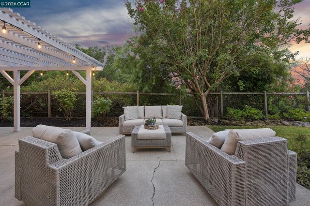 732 Trent Terrace, Danville, CA 94506