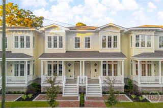 306 W 38th Street, Savannah, GA 31401