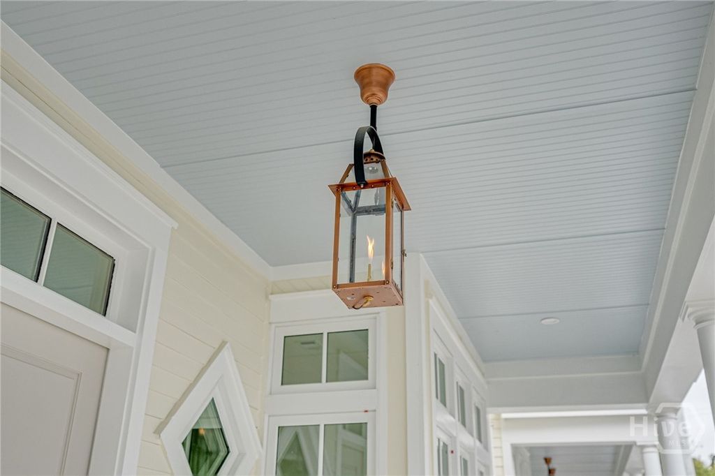 Image 29 of property listing at 306 W 38th Street, Savannah, GA 31401