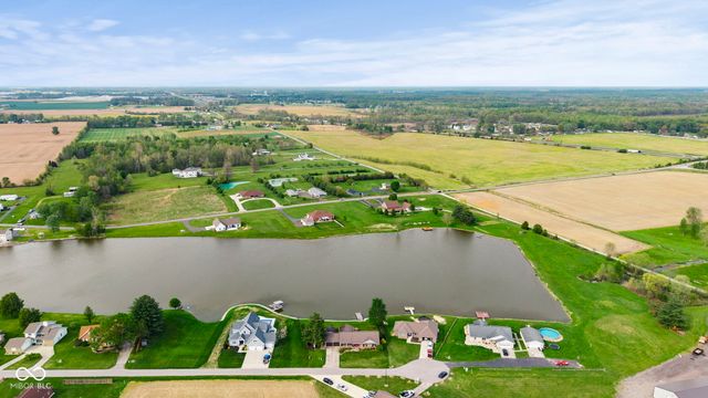 40 Carolyn Drive, Seymour, IN 47274