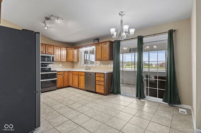 40 Carolyn Drive, Seymour, IN 47274