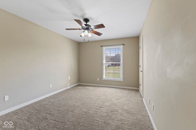 40 Carolyn Drive, Seymour, IN 47274