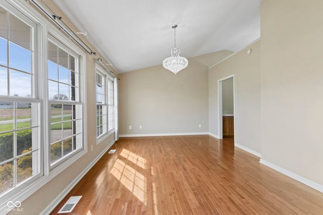 40 Carolyn Drive, Seymour, IN 47274