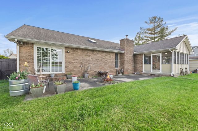 40 Carolyn Drive, Seymour, IN 47274