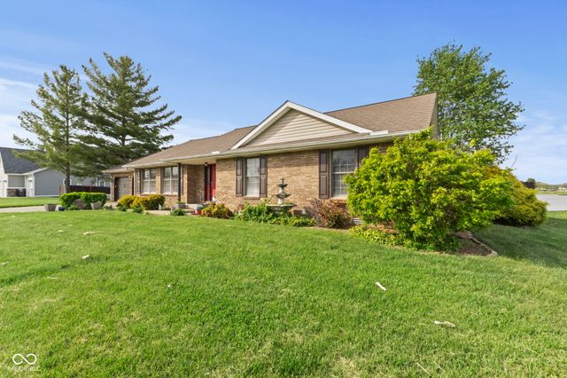 40 Carolyn Drive, Seymour, IN 47274