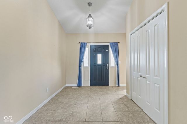 40 Carolyn Drive, Seymour, IN 47274