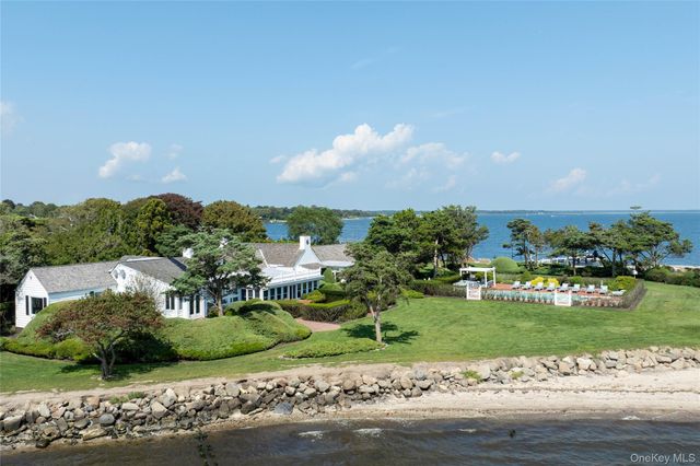 16 Point Road, Bellport Village, NY 11713