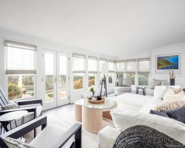 16 Point Road, Bellport Village, NY 11713