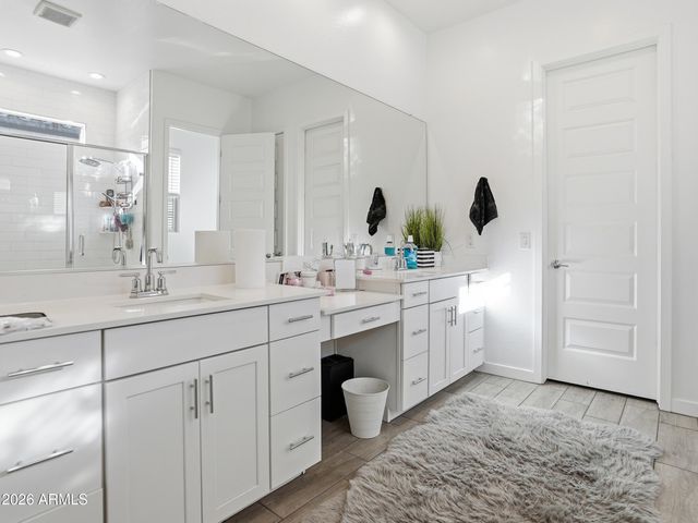 4221 W CARMEN Street, Laveen, AZ 85339