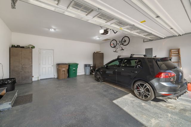 708 Patchett Drive NE, Mitchellville, IA 50169