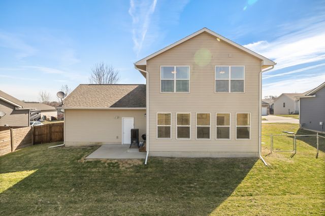 708 Patchett Drive NE, Mitchellville, IA 50169