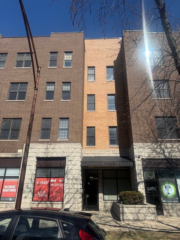 2338 W MORSE Avenue 4A, Chicago, IL 60645