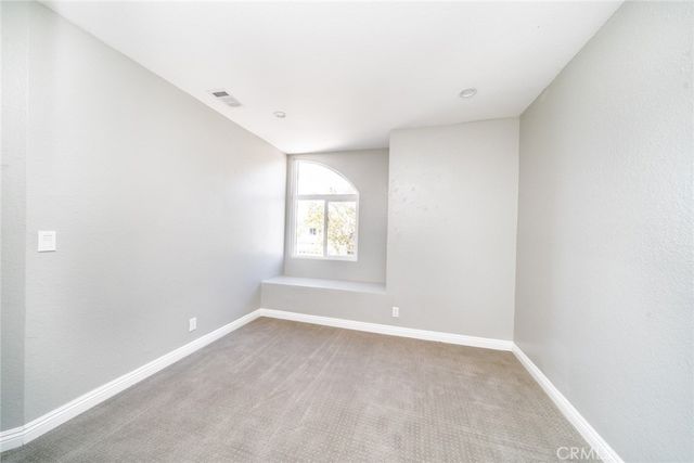 827 S Tamarisk Avenue, Rialto, CA 92376