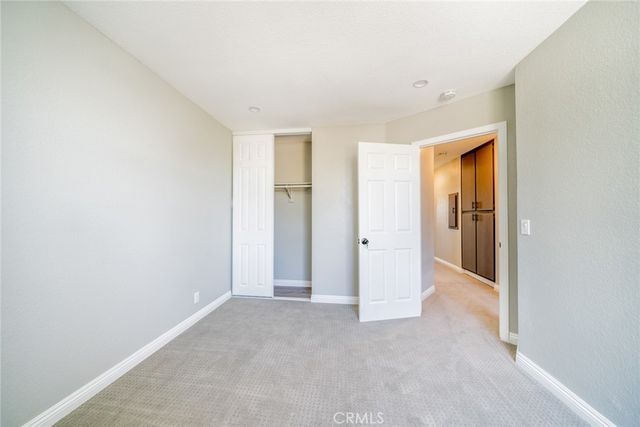 827 S Tamarisk Avenue, Rialto, CA 92376