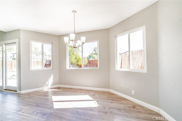 827 S Tamarisk Avenue, Rialto, CA 92376