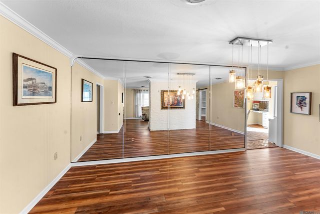 1143 Sharynwood Dr, Baton Rouge, LA 70808