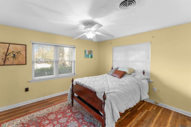 1143 Sharynwood Dr, Baton Rouge, LA 70808