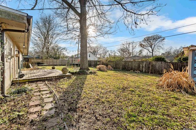 1143 Sharynwood Dr, Baton Rouge, LA 70808