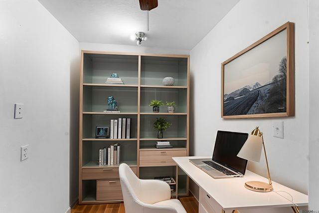 1143 Sharynwood Dr, Baton Rouge, LA 70808