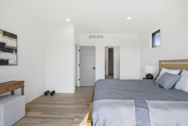 W8251 HACKBERRY HILLS ROAD, Hortonville, WI 54944