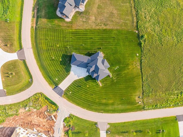 W8251 HACKBERRY HILLS ROAD, Hortonville, WI 54944