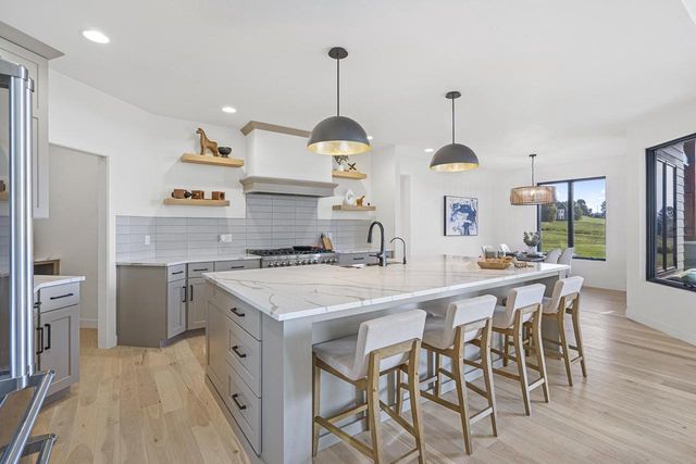 W8251 HACKBERRY HILLS ROAD, Hortonville, WI 54944