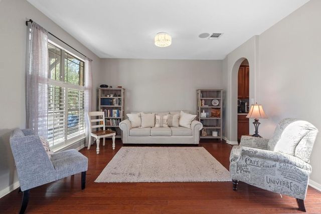 15104 Spillman Ranch LOOP, Austin, TX 78738