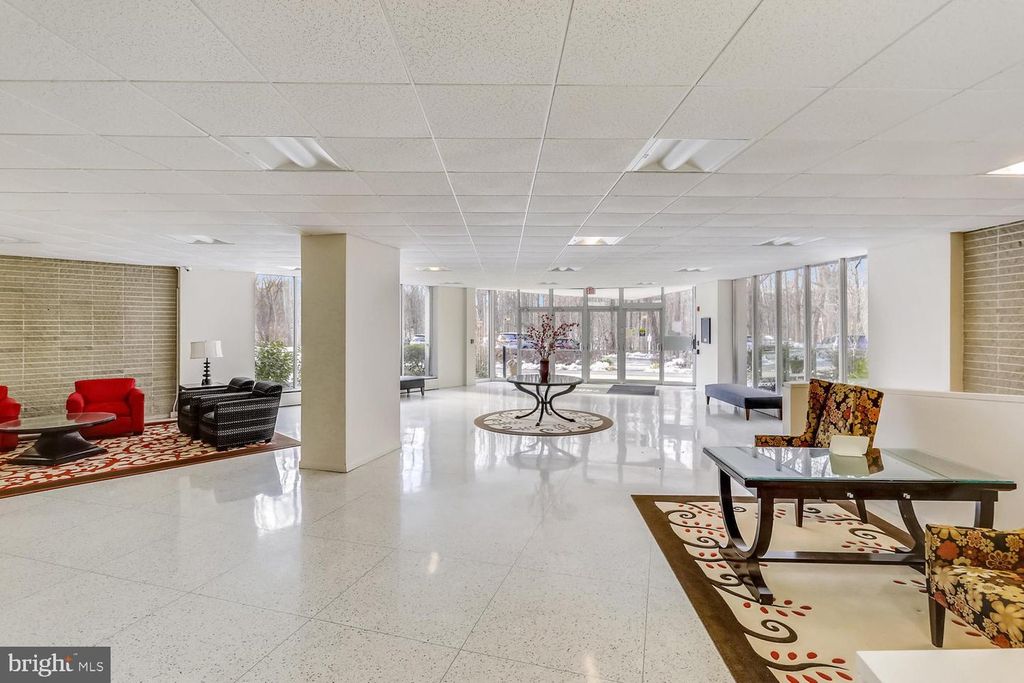 Image 20 of property listing at 7501 DEMOCRACY BLVD #B-222, Bethesda, MD 20817