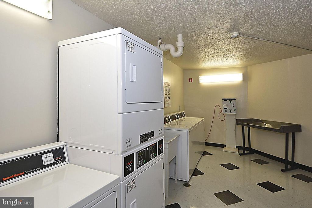 Image 23 of property listing at 7501 DEMOCRACY BLVD #B-222, Bethesda, MD 20817