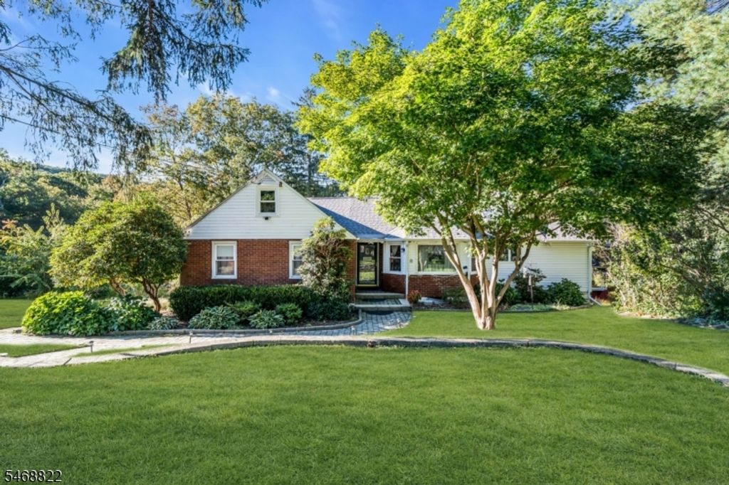 8 Lakeview Ct, Jefferson Twp., NJ 07438 — photo 2