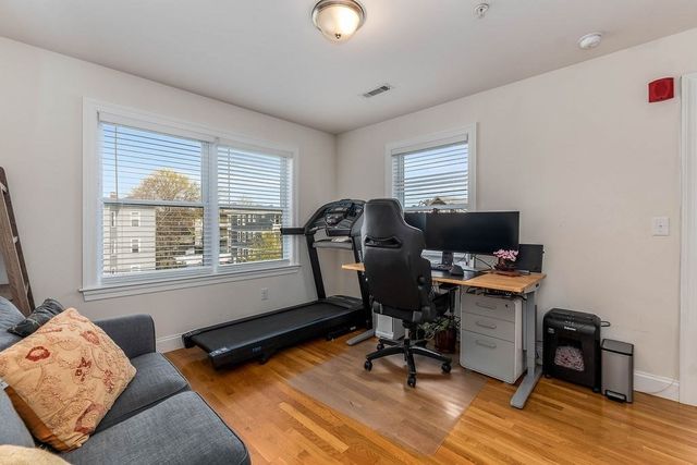10 Irma St 3, Boston, MA 02124