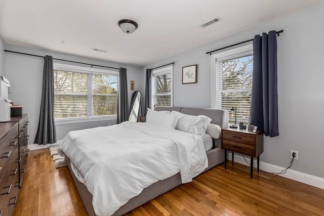 10 Irma St 3, Boston, MA 02124