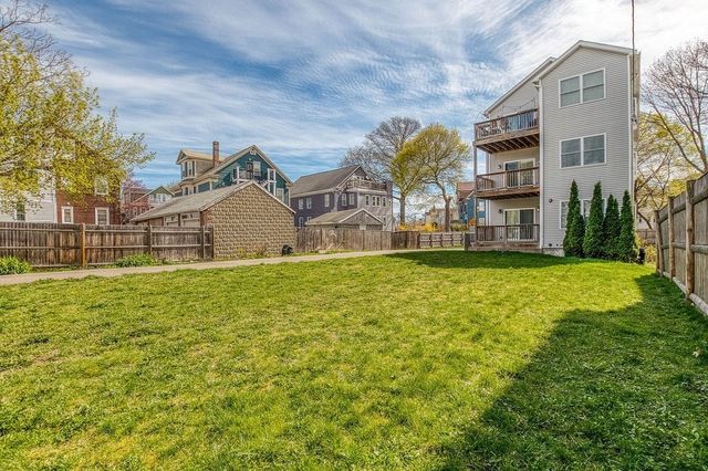 10 Irma St 3, Boston, MA 02124