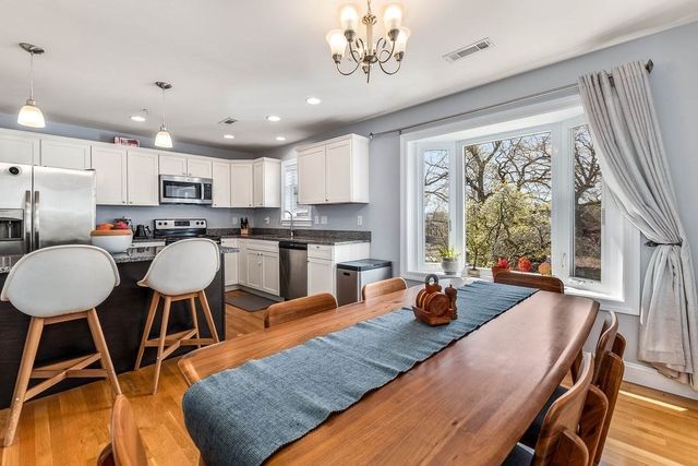 10 Irma St 3, Boston, MA 02124