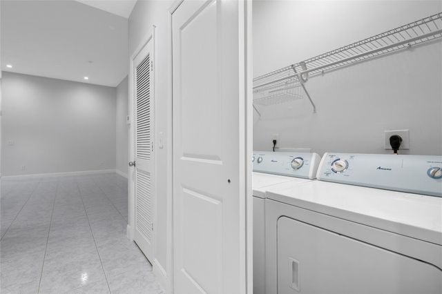 316 SW 16th Street B, Fort Lauderdale, FL 33315